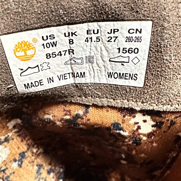 Timberland Leather and Nubuck wide calf boots. - Picture 12 of 15